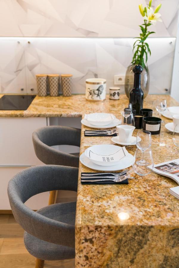 Ivory Apartment - Loftaffair Краков Экстерьер фото